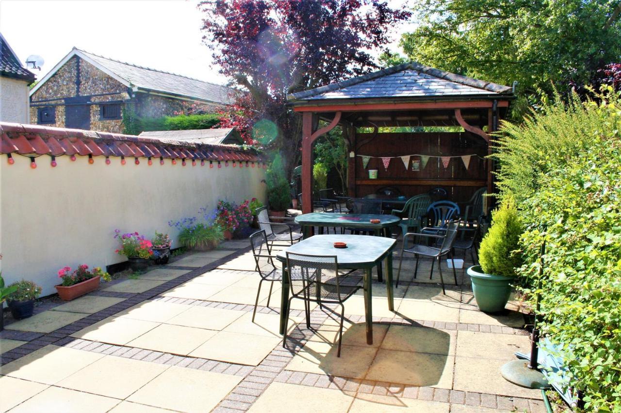 Hotel The White Horse Beyton Exterior foto